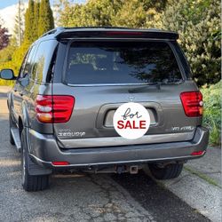 2004 Toyota Sequoia