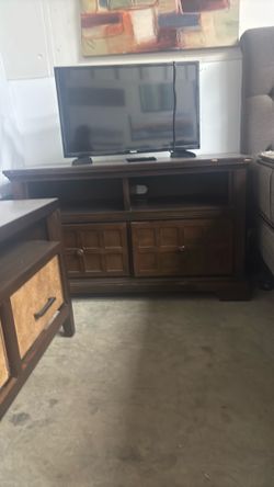 Tv stand