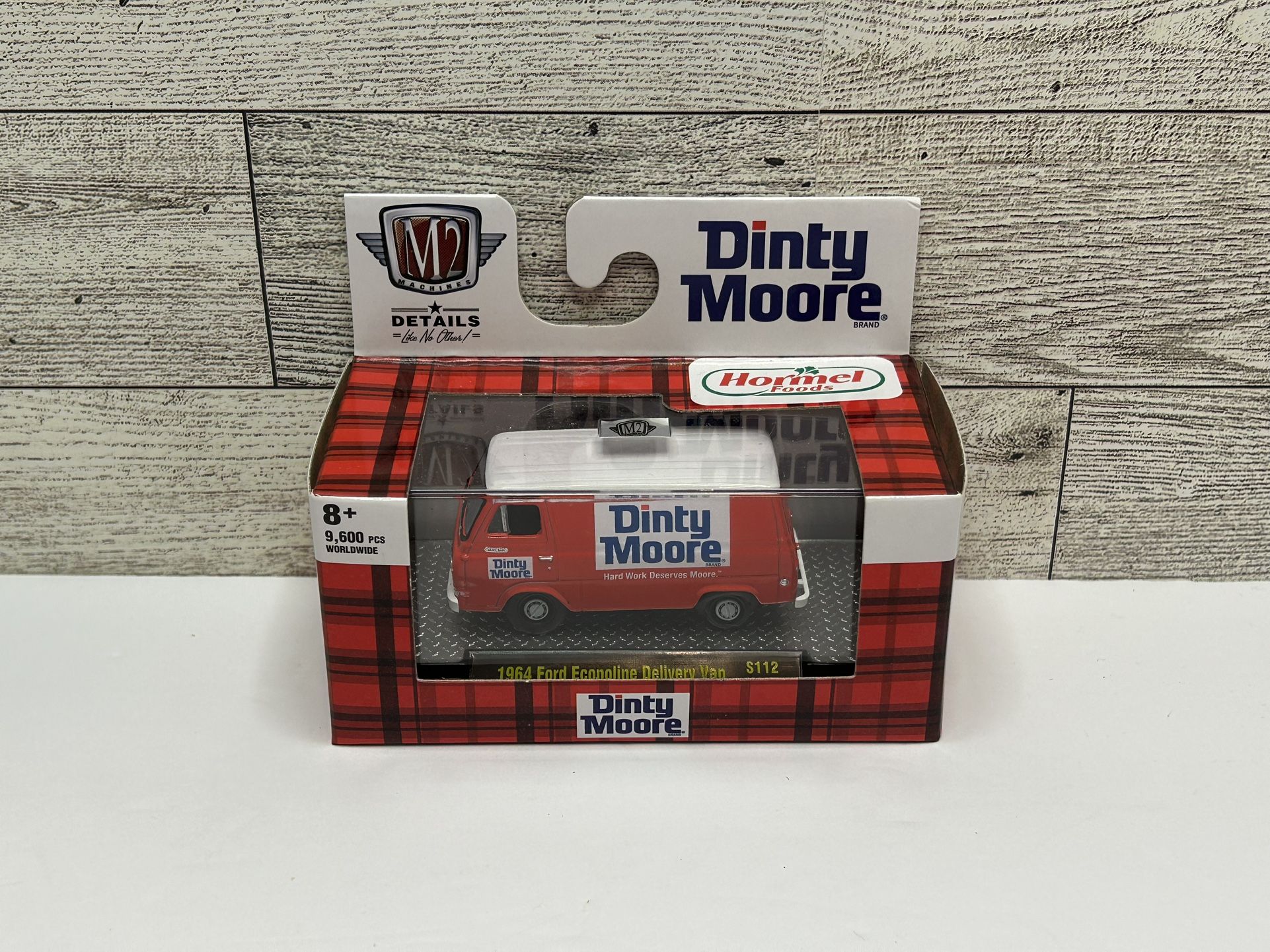 M2 Machines Dinty Moore Red / White ‘1964 Ford Econoline Delivery Van • Die Cast Metal • Made in China Scale 1:64
