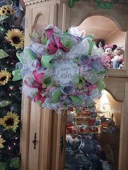 Beautiful Easter Wreath 🐣 Handmade. 
