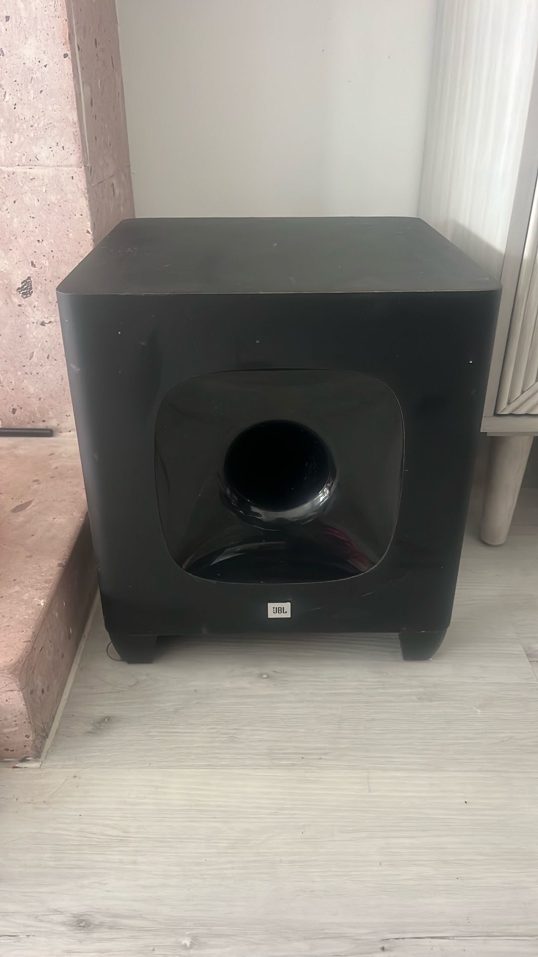 JBL Cinema SB400 Subwoofer — Deep Bass, Great Condition