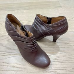Sofft Womens Florina brown Leather Ankle Boot 8.5M