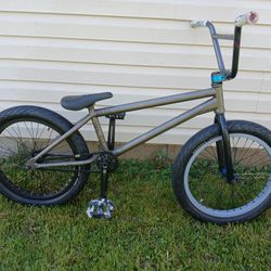 Sunday Frame - Custom BMX Bike
