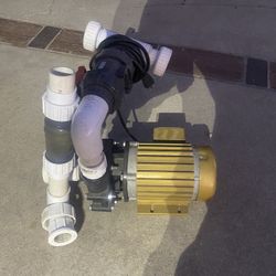 Saltwater fish tank pump