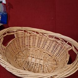 Canasta Grande En buenas Condisiones $20