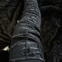 Black Ripped Skinny Jeans