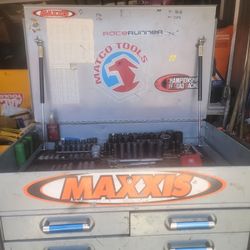 ***Matco 4 Drawer Tool Cart Loaded With Tools***