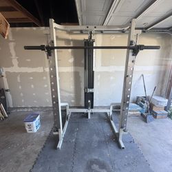 Hoist Smith Machine