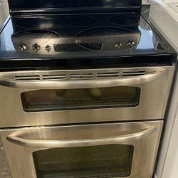 G E ELECTRIC RANGE