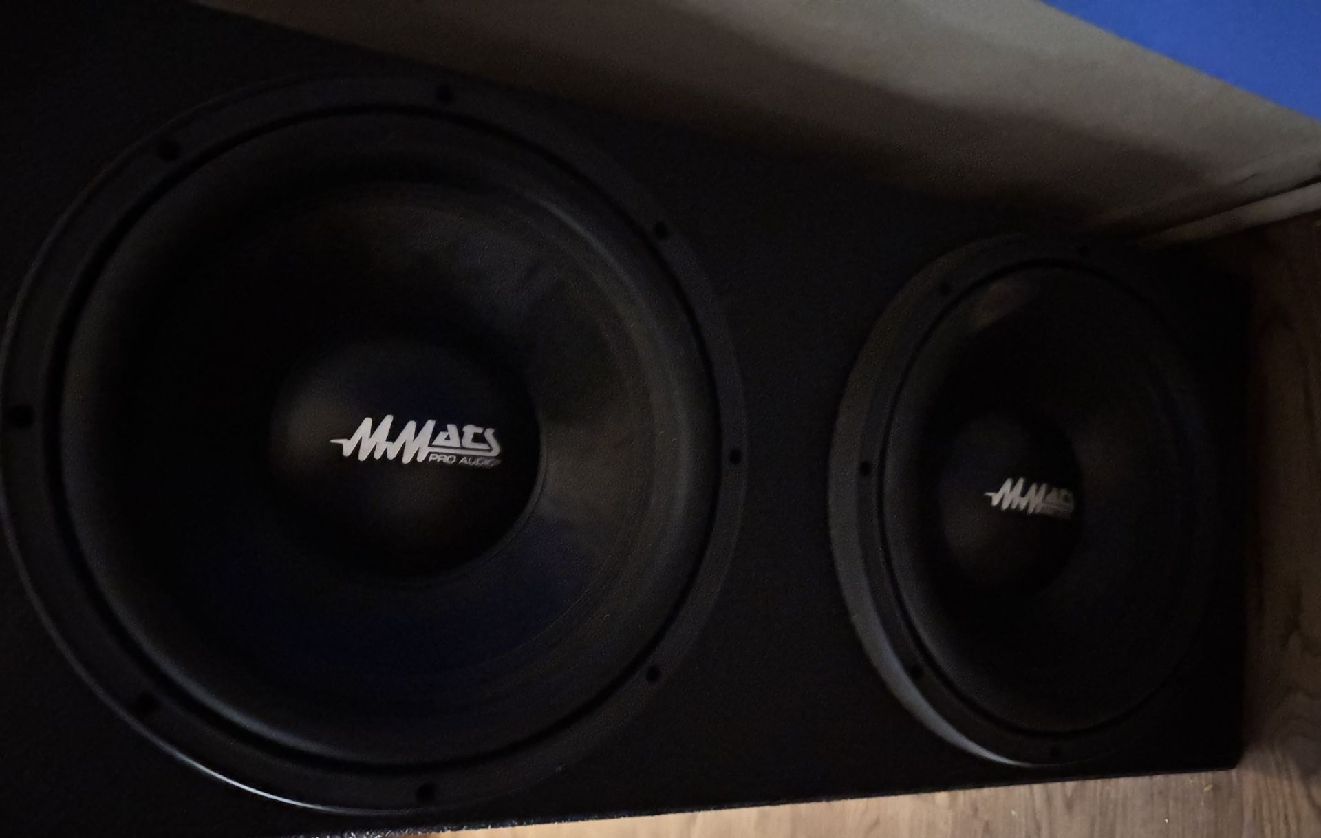 Mats Speakers 🔊 And Amp
