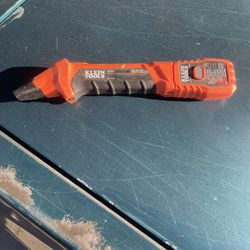  Tools ET310 Digital Circuit Breaker Finder. 