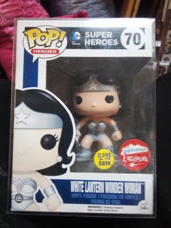 Funko Pop White Lantern Wonder Woman Glows in the Dark