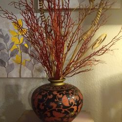 Hand Painted Chinese Vase 