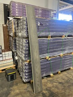 Engineered hardwood flooring 5/8” x 9.5”