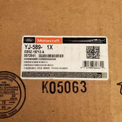 Ford Motorcraft Condensor Yj-5589 EB5Z-19712-A