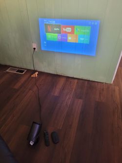 Mini proyector aubor