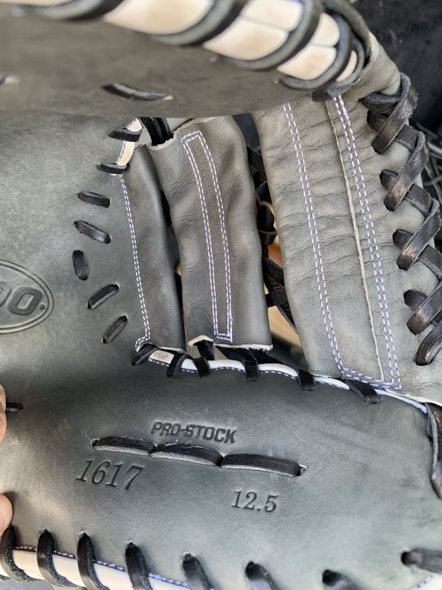 Wilson Left handed first baseman glove (12.5”)