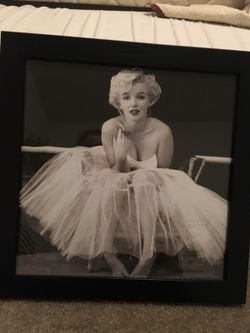 Marilyn Monroe framed picture