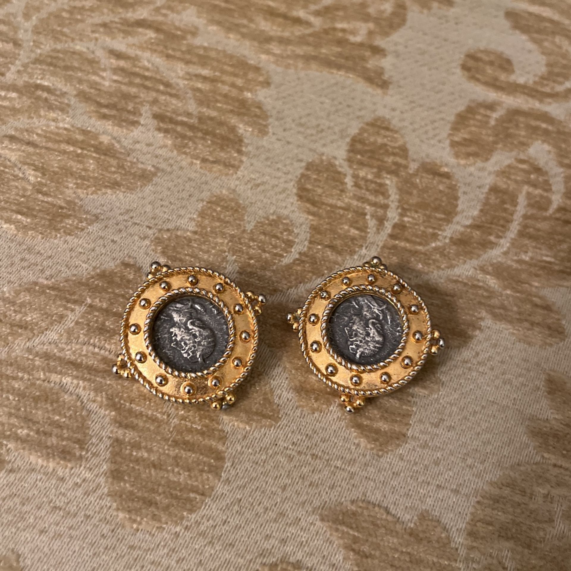 Neiman Marcus Gold/silver Clasp Earrings 