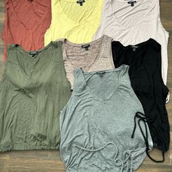 Women’s Size Large Shirt 