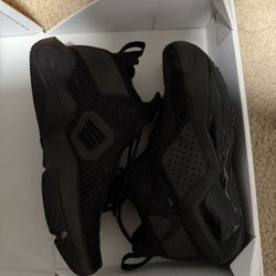 Nike Lebron Soldier 14