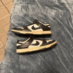 Panda Nike Dunk Lows 