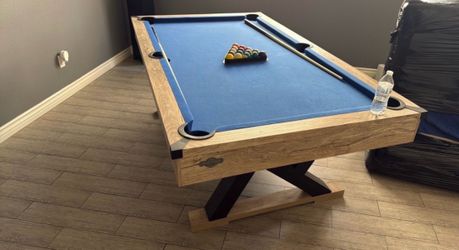 American Legend Pool Table with Balls and Cue