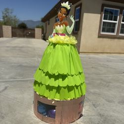 Princess Tiana Pinata With Balls 