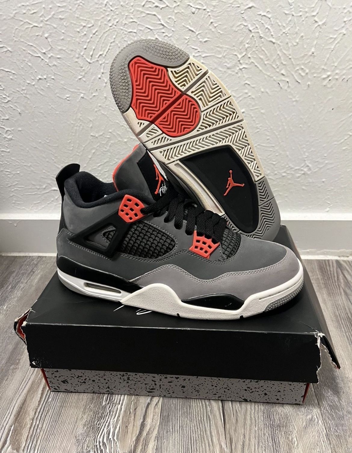 Jordan 4 Infrared