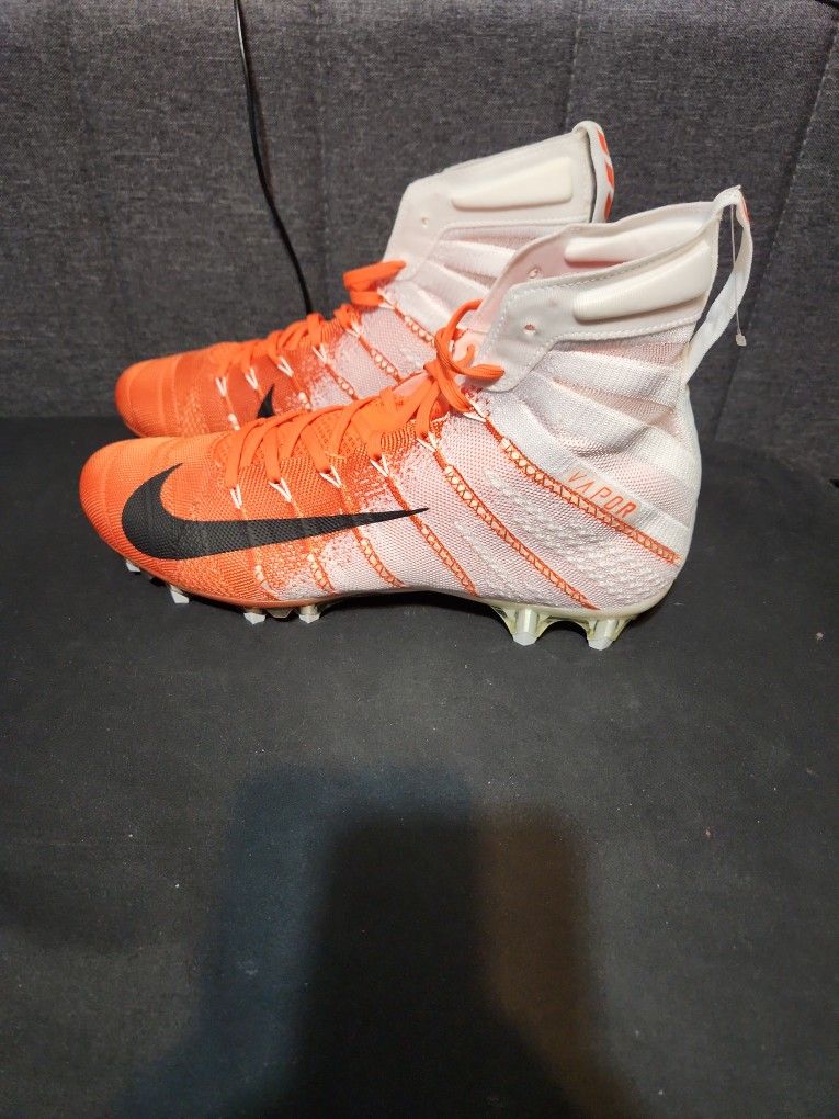Nike Vapor Untouchable Elite Orange SZ Football Cleat