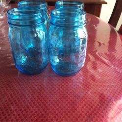 4 matching class jars for Smoothie or you can use it as a candle holders , all for $12