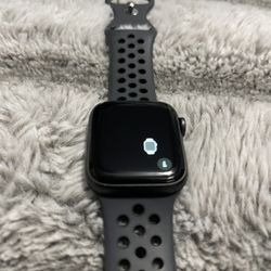 (Series 5) Apple Watch ⌚️ 