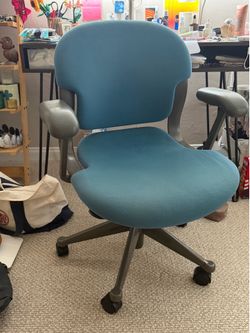 Desk chair