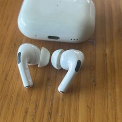 Apple Airpros 2