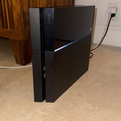 PlayStation 4 Console (Console Only) – Works Great!