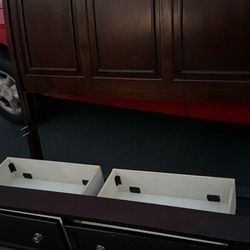 Queen Headboard  Foundation 