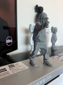 Graffiti figurine
