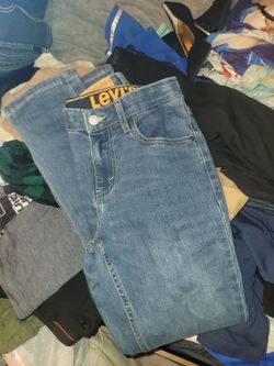 Levis