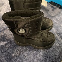 Snow Boots Size 9c And 11c 