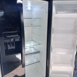 Whirlpool Refrigerator 