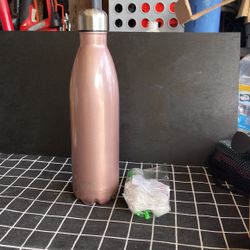 26oz Stainless Steel Water Bottle