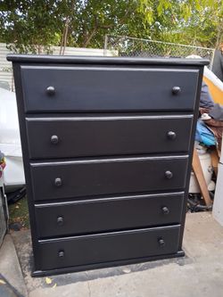 5 DRAWER DRESSER