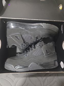 Jordan 4 black cats kids 2y