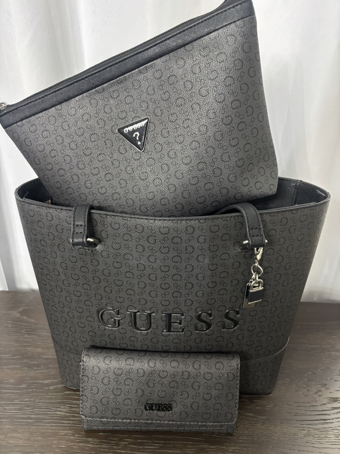 Guess Purse, Wallet & Makeup Bag Set