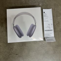 Brand new airpod pro max