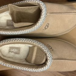 Women’s Size 10 Ugg Slides Brand New In Box
