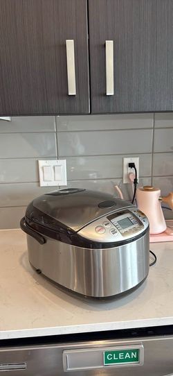 Zojirushi NS-TSC18 Micom Rice Cooker