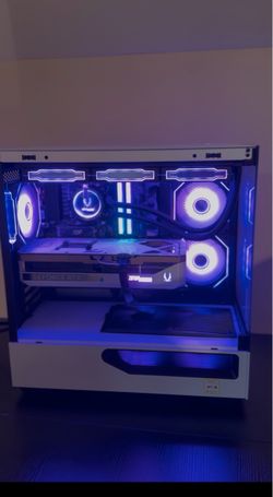 BRAND NEW RTX 5090 PC