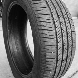 225/50/18 USED TIRE (MOBILE UNTIL 10PM)
