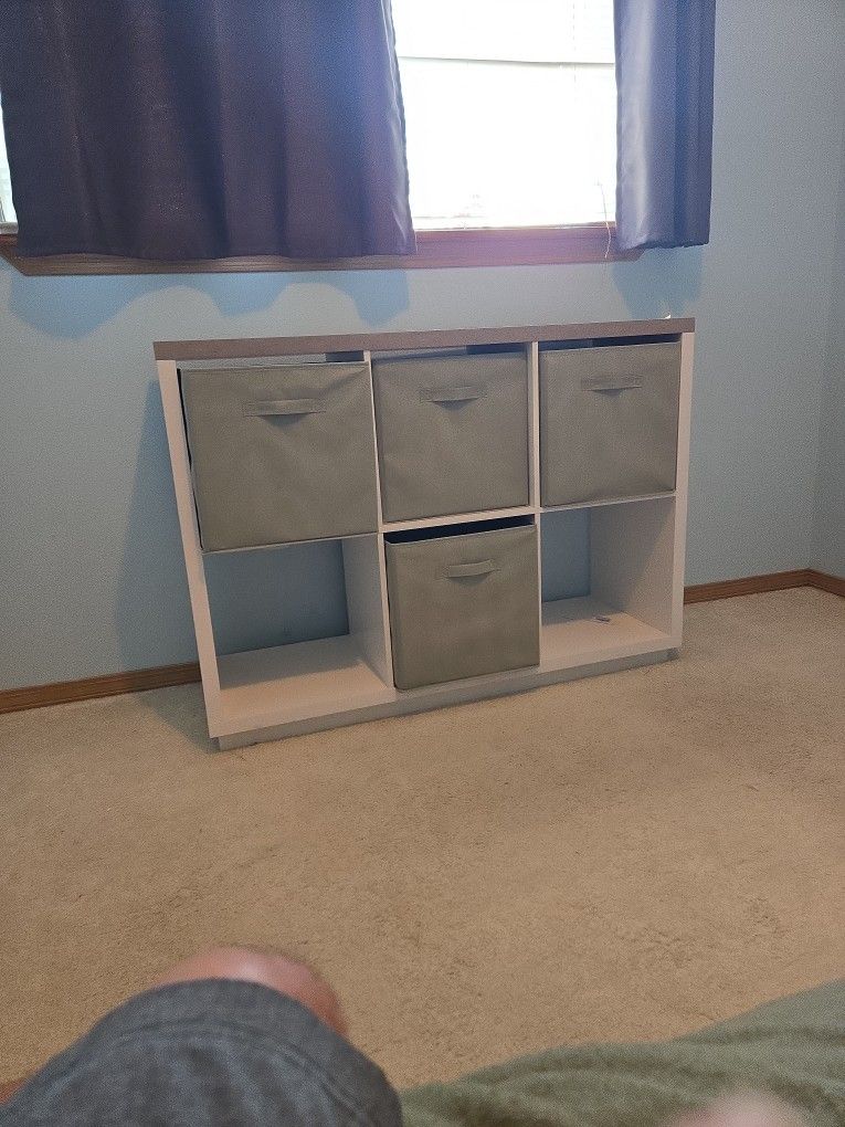 Cubby shelves